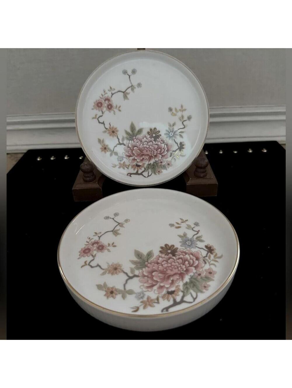 Royal Doulton Canton pattern wine bottle coasters - set of 2